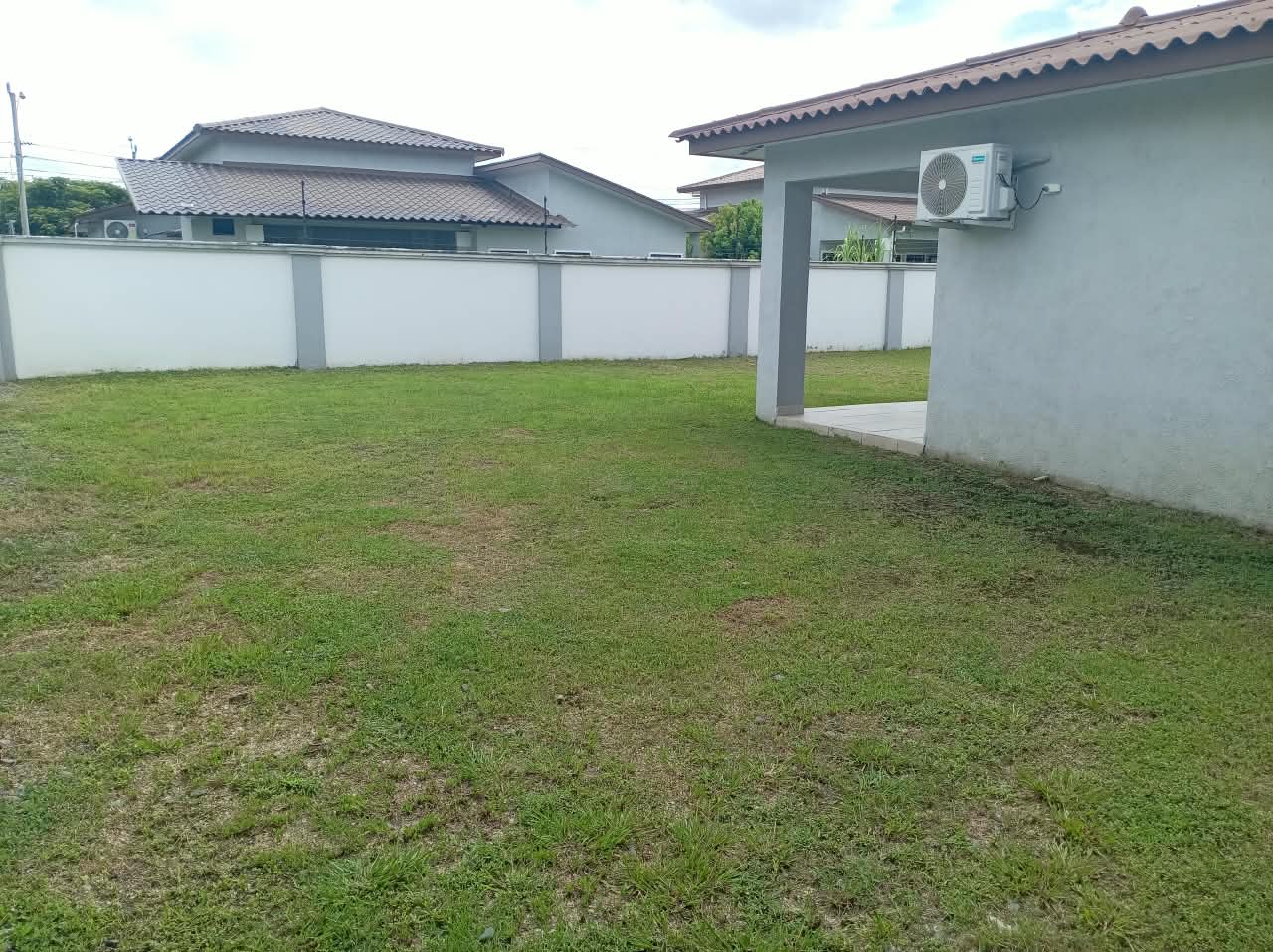 For Sale  5 bedroom 4 bath spacious furnished  house — photo 3